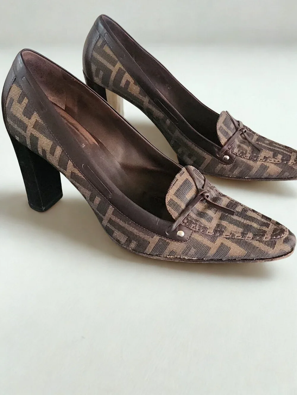 Vintage Fendi Zucca Monogram Canvas Loafer Pump Heels Brown Sz 40